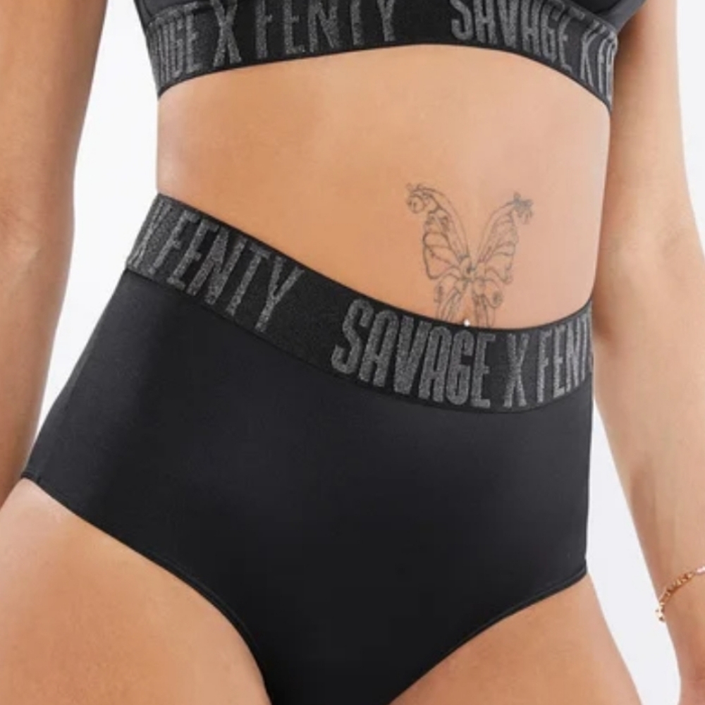 Savage Fenty high waisted booty shorts and bralette